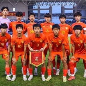 乐鱼体育官网-中国U16男足3-2战胜塔吉克斯坦U16男足，取得两连胜|国家队|北京|袁博涵|霍吉耶夫|彭熙然_新浪新闻