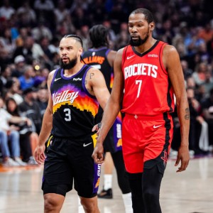杜兰特24+4+3申京打铁6失误，布克31分难救主，火箭21分逆转太阳
